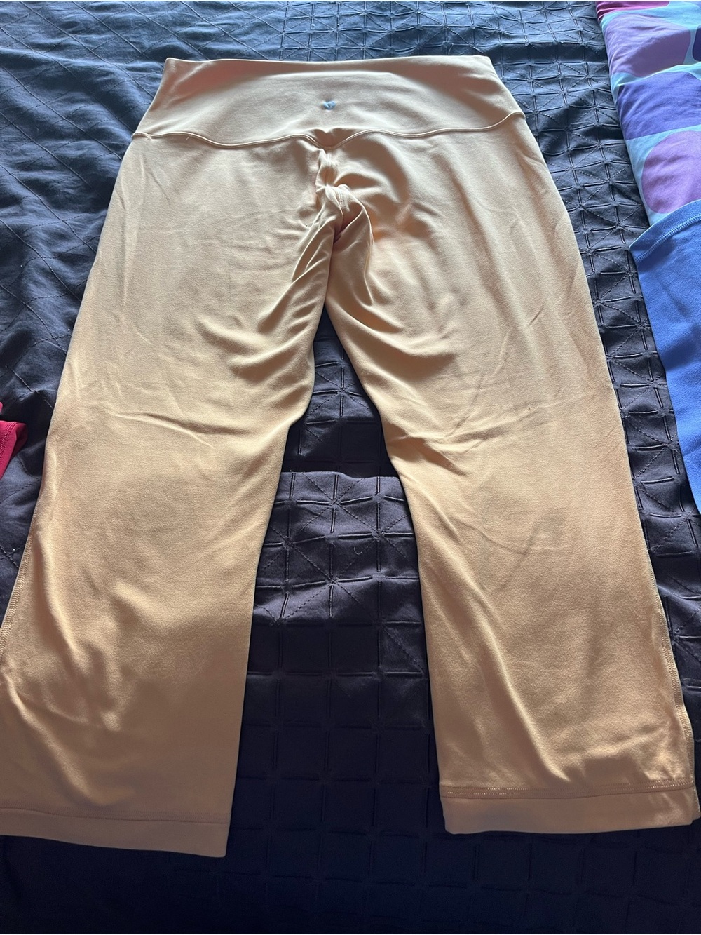 lululemon athletica Women's Cropped Leggings in Light Beige